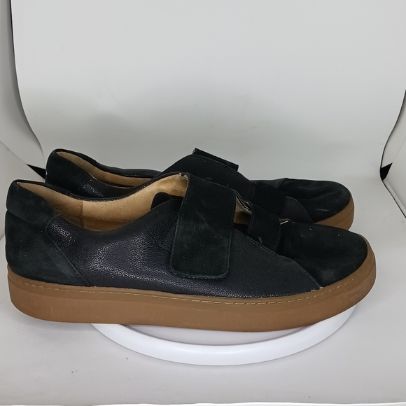 Naturalizer - Picture 2 of 5